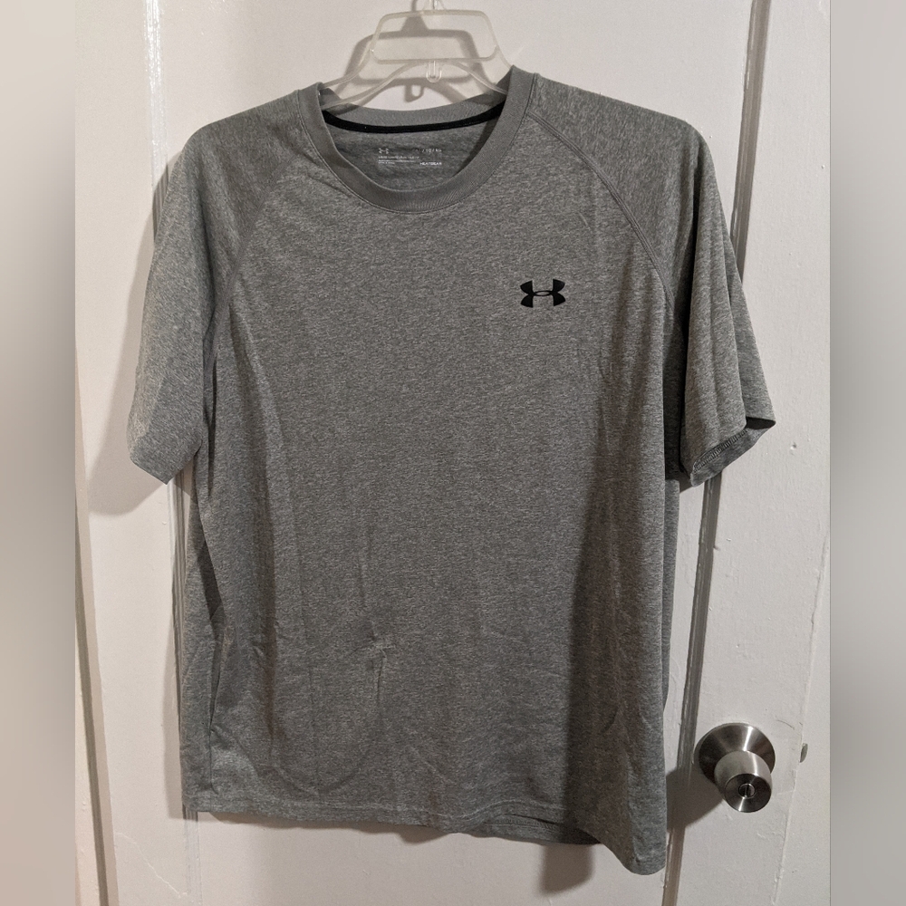 Under Armour Men's Short Sleeve Gray Tee XL
